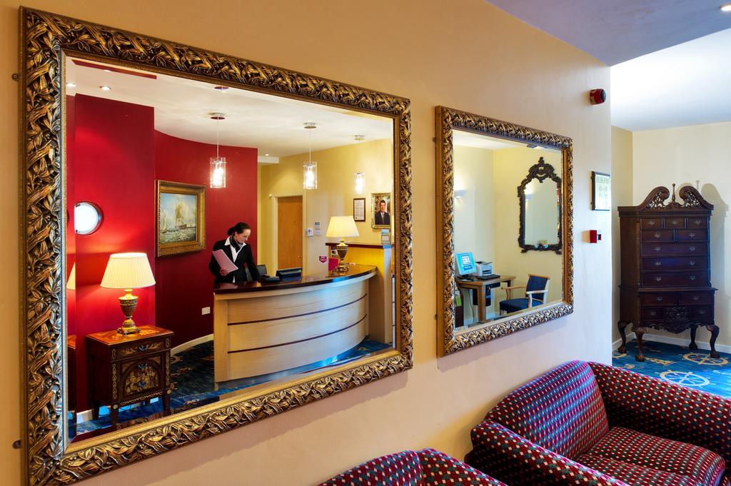 Logues Liscannor Hotel Extérieur photo
