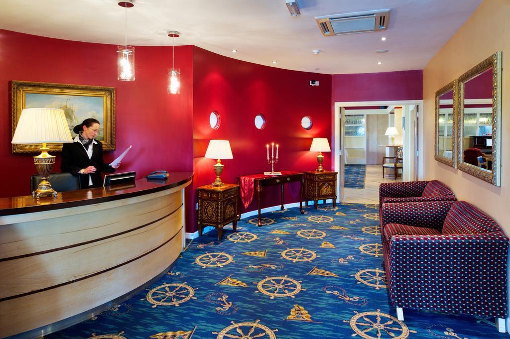 Logues Liscannor Hotel Extérieur photo